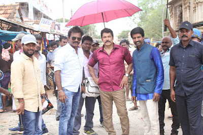 Chiyaan Vikram Saamy Square First Look Photos chiyaan vikram saamy square first look photos