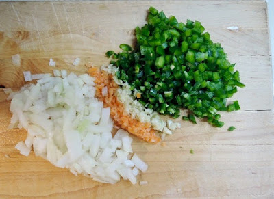 The Briny Lemon: Two-Bean Chili with Spicy Chicken Sausage