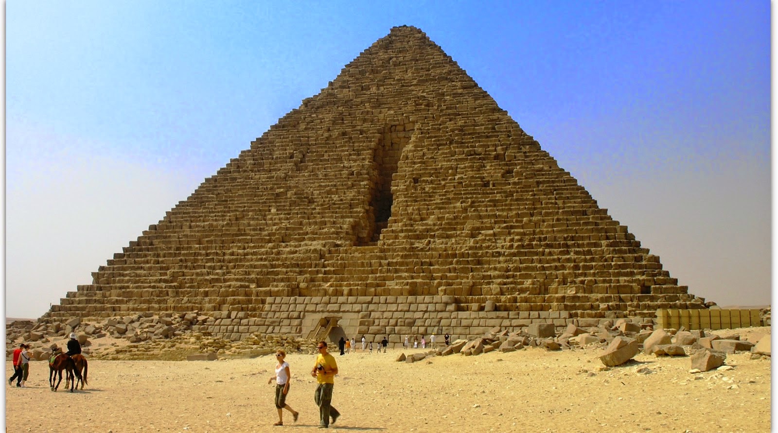 Egitalloyd Travel Egypt: Re-Opening, Giza: Menkaure Pyramid opened to