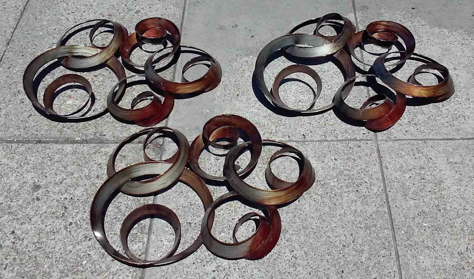 UHURU FURNITURE & COLLECTIBLES: SOLD Metal Wall Art - $7 / each