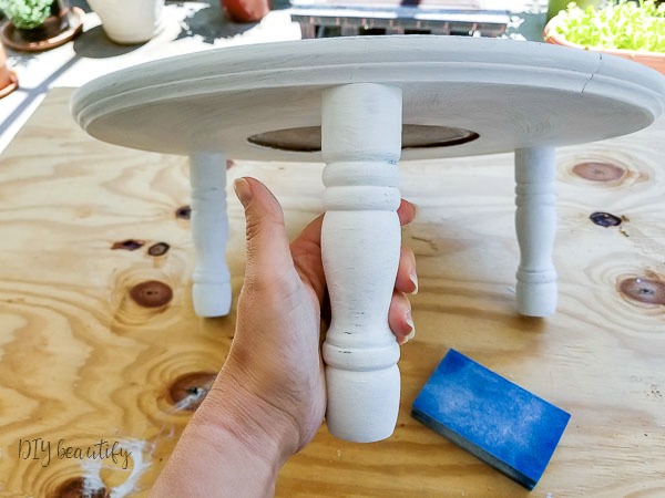 painting a DIY plant stand