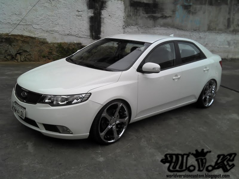 Sporty Car Kia Cerato + Rodas aro 20"