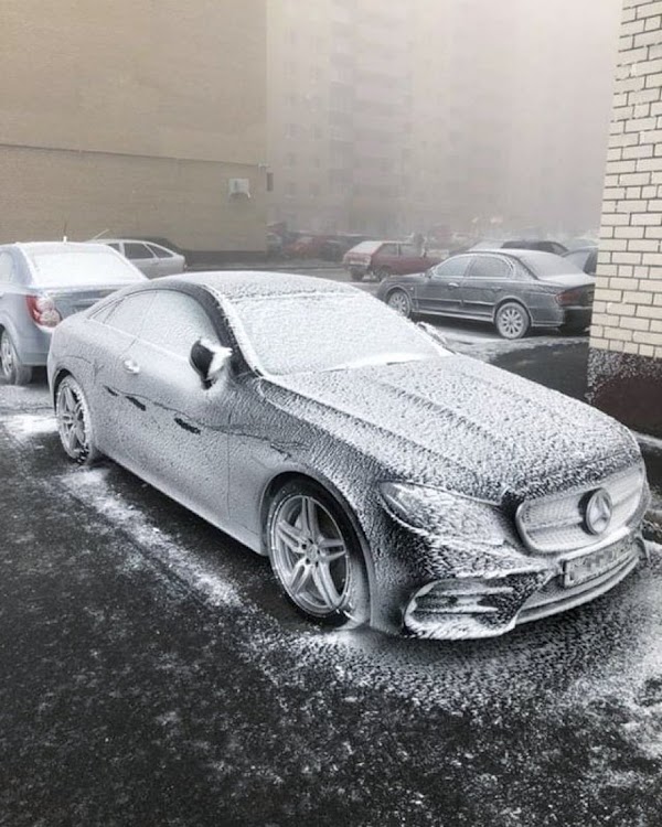 FOTOS: se congelan carros y objetos en rusia. FOTOS: se congelan carros y objetos en rusia.