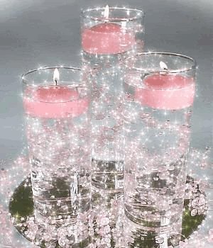 Velas con glitter brillo, gif, vasos rosas, glitter, brindis, celebración, copas, velas