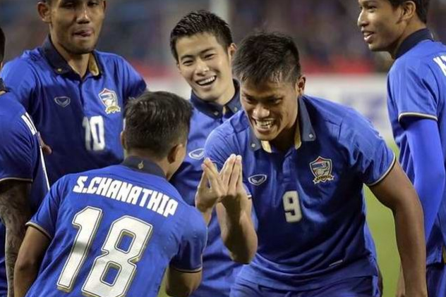 Video Cuplikan Gol Cantik Thailand vs Indonesia 2-0 Final AFF Cup 2016
