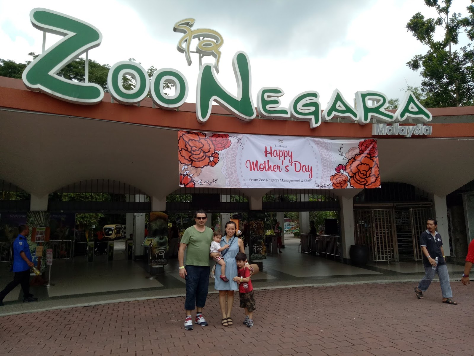 National Zoo or Zoo Negara 5000 animal species