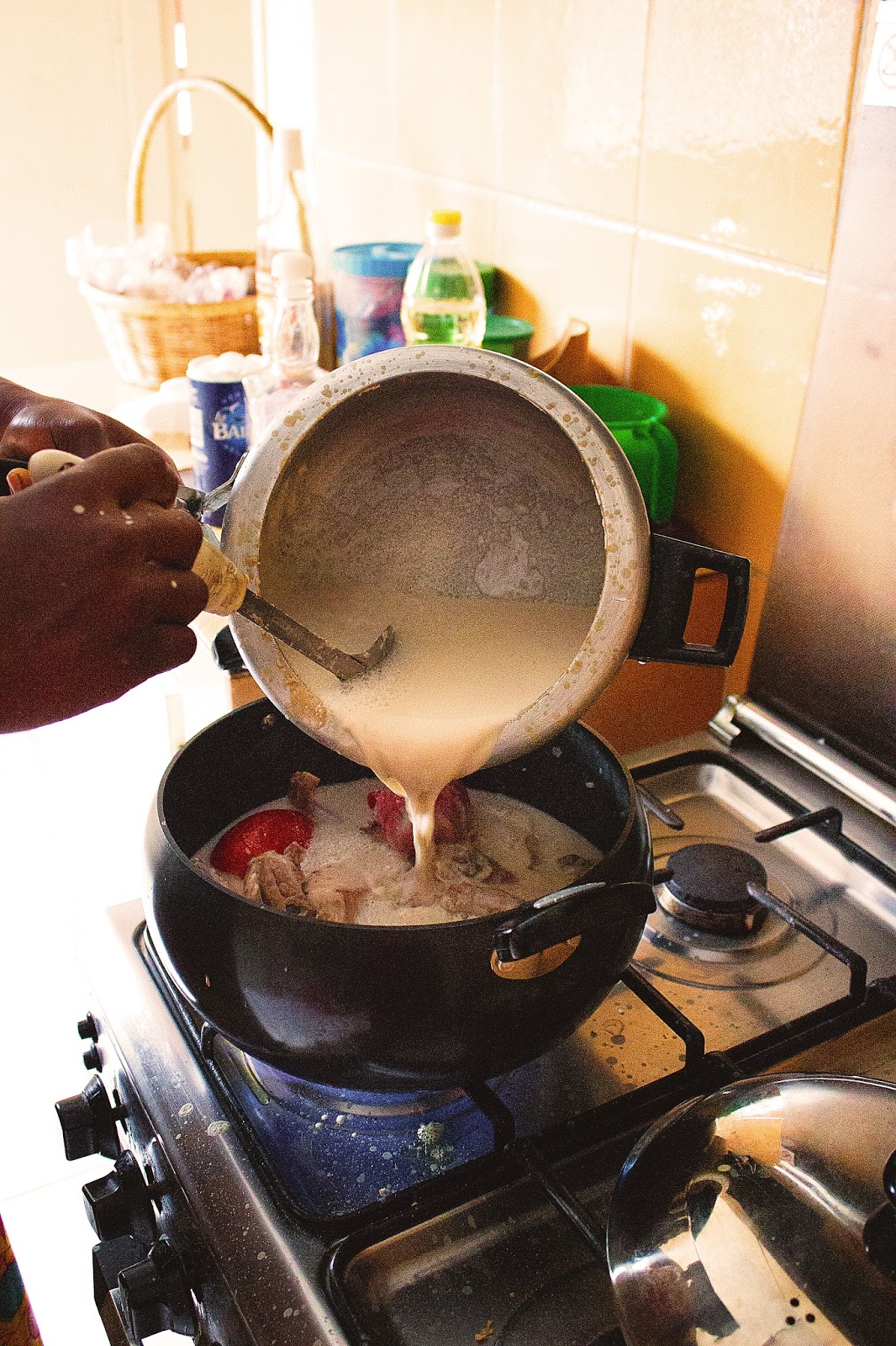 African Peanut Butter Chicken / Sauce de Arachide au Poulet