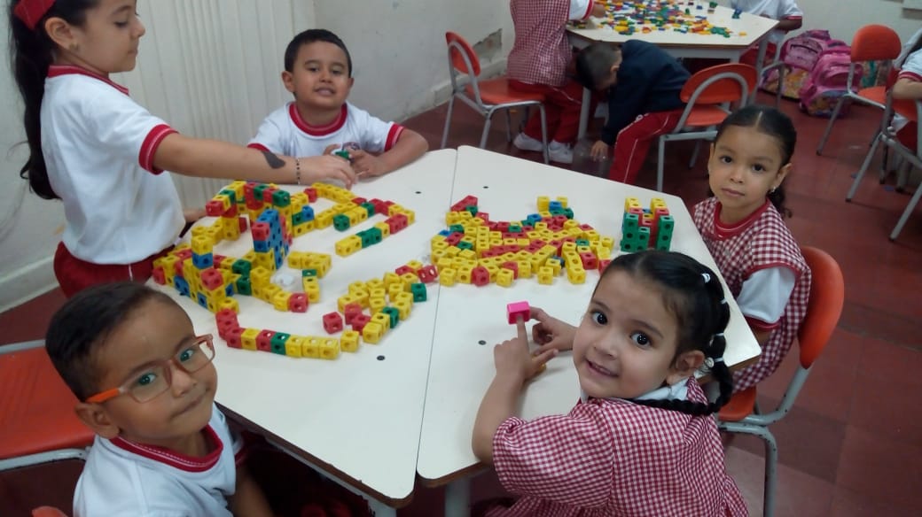 PREESCOLAR A TRABAJO EN EQUIPOS OBJETIVO PRINCIPAL DEL PREESCOLAR PREESCOLAR A TRABAJO EN EQUIPOS OBJETIVO PRINCIPAL DEL PREESCOLAR