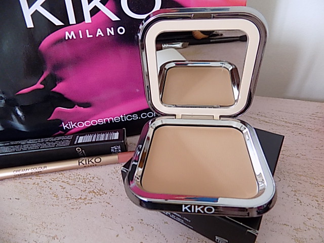 Kiko NOURISHING PERFECTION CREAM COMPACT FOUNDATION