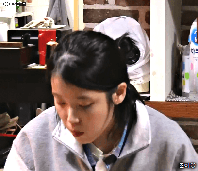 효리네민박 3화 아이유(섹시가수 이지은).gif | 인스티즈