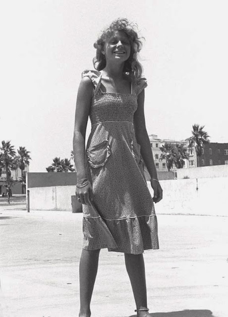 Portraits Of Teenagers At Venice Beach California In The