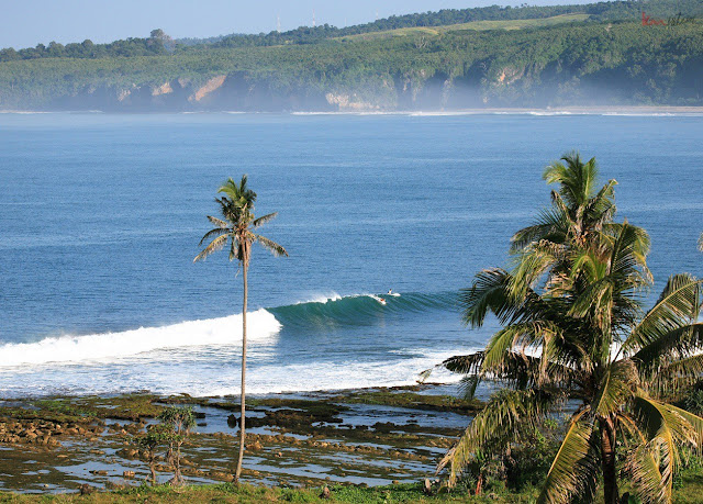 Tempat Nining Menghilang Selama 1,5 Tahun, Inilah 5 Misteri Tentang Pantai Pelabuhan Ratu Tempat Nining Menghilang Selama 1,5 Tahun, Inilah 5 Misteri Tentang Pantai Pelabuhan Ratu