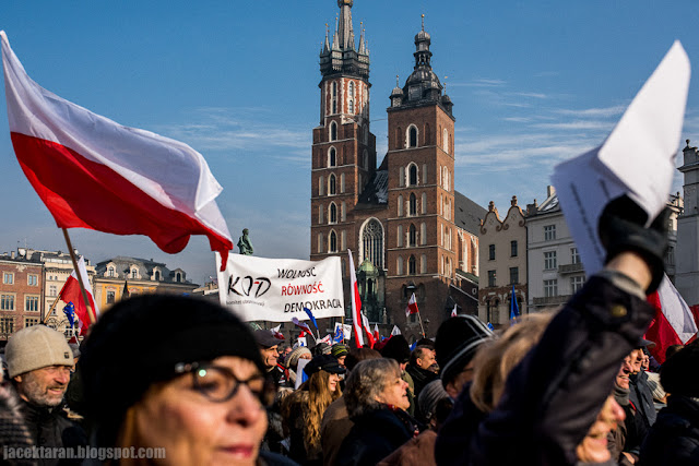 Demonstracja KOD Kraków - przeciwko inwigilacji , fot. Jacek Taran