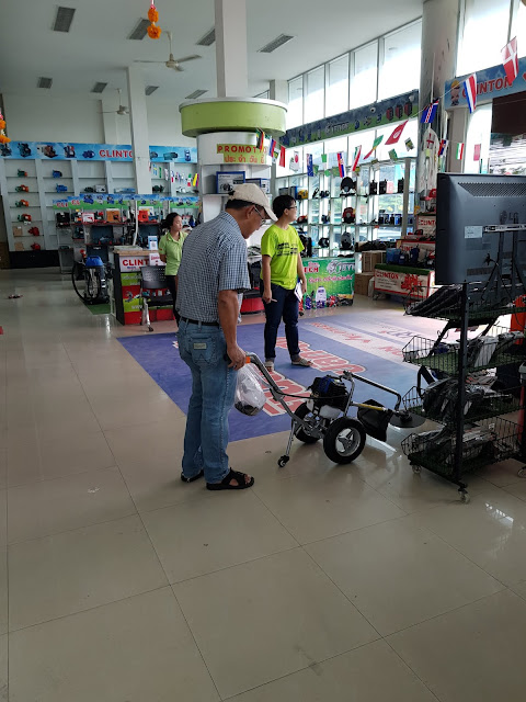 เครื่องตัดหญ้ารถเข็น ราคาถูก ตัดหญ้าสนามหญ้า