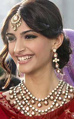 10 Fabulous Engagement Hairstyles inspired from Sonam Kapoor | Bling Sparkle