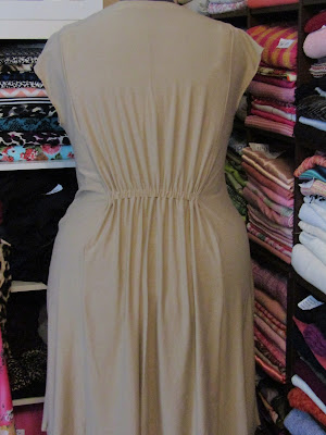 Kwik Sew 4013 Floral Tan Jersey Knit Dress www.sewplus.blogspot.com