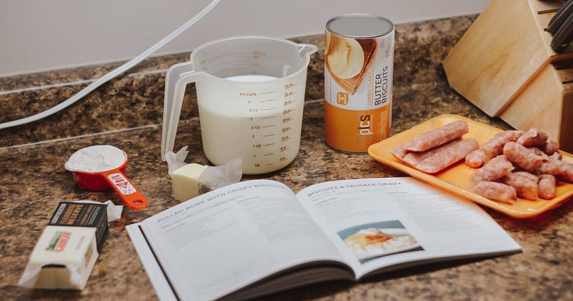 becca dutkiewicz Ninja Foodi Biscuits & Sausage Gravy