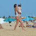 O rabo de Fernanda Serrano na praia (2017)