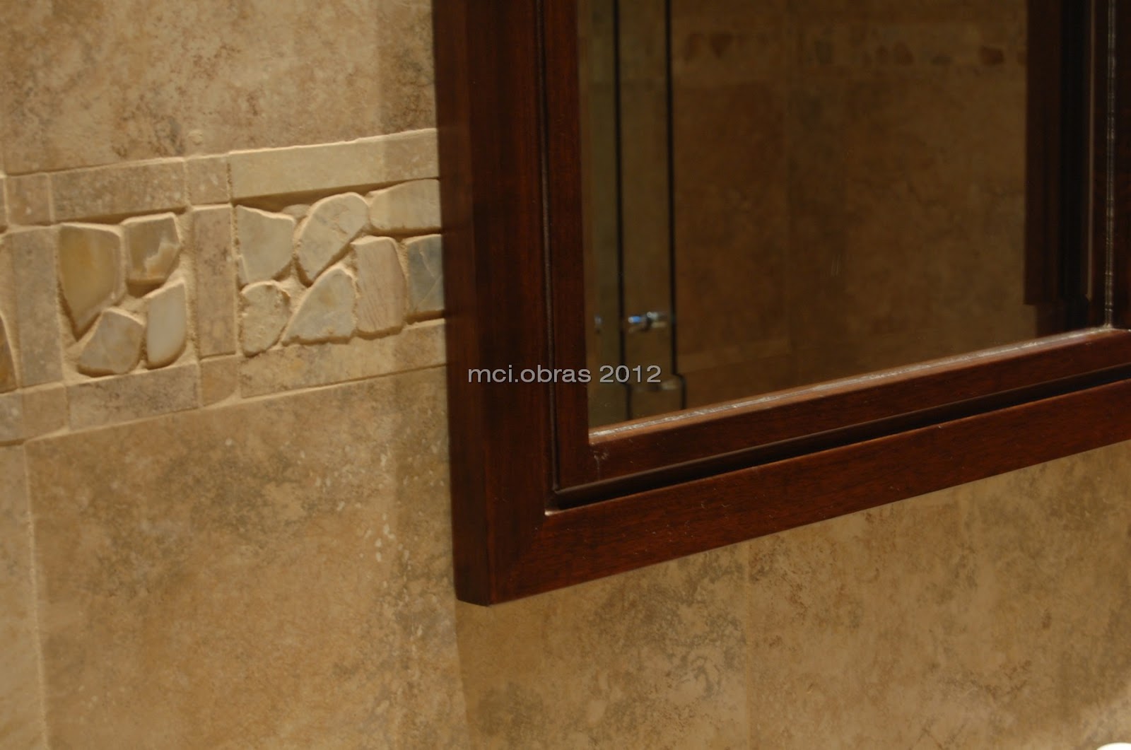 MCI: Mueble para baño social