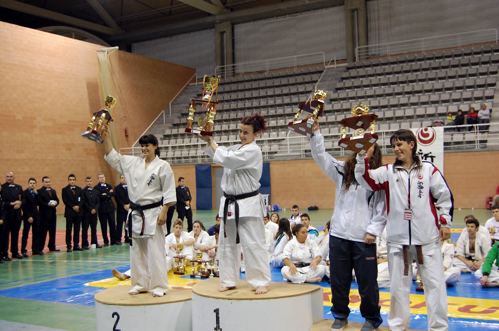 VILLENA CUÉNTAME 2012 KARATE SHINKYOKUSHINKAI TRES CAMPEONES DE ESPAÑA