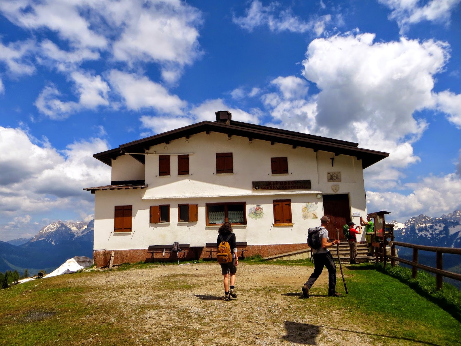 rifugio scarpa e col di luna a frassenè rifugio scarpa e col di luna a frassenè