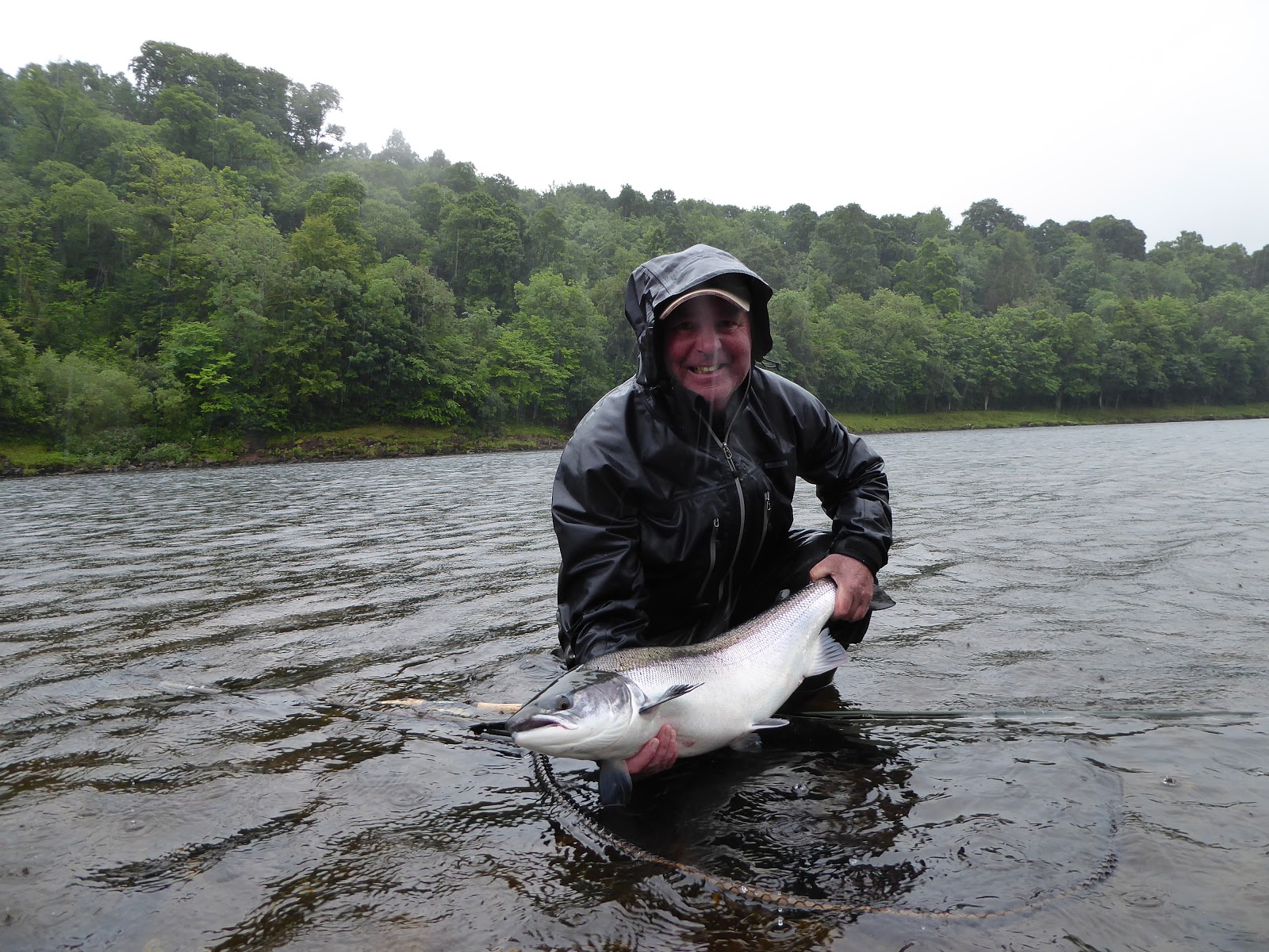Salmon Fishing Scotland. Salmon Fishing Scotland Tay, Perthshire Salmon fishing report w/e 29th