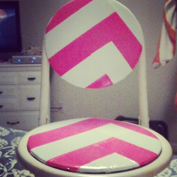 Duct tape table Creative Rayne