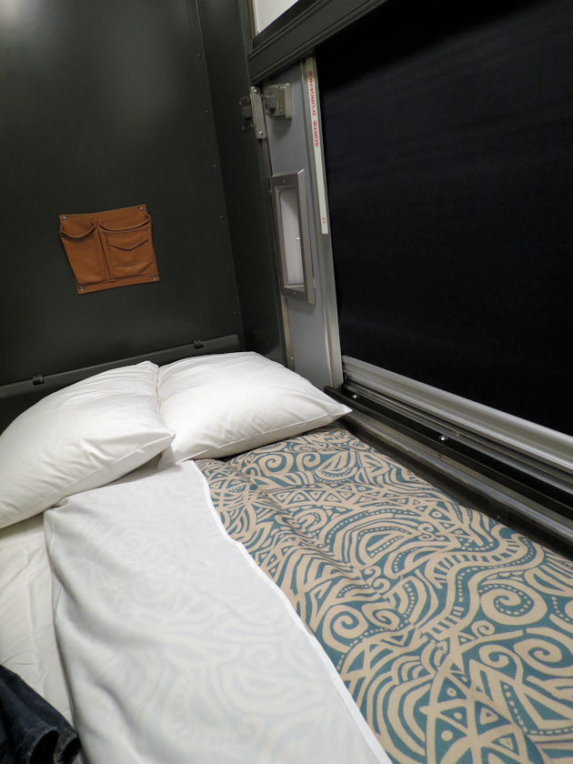 Destination Mike: VIA Rail Sleeper Plus Class - Cabin for One