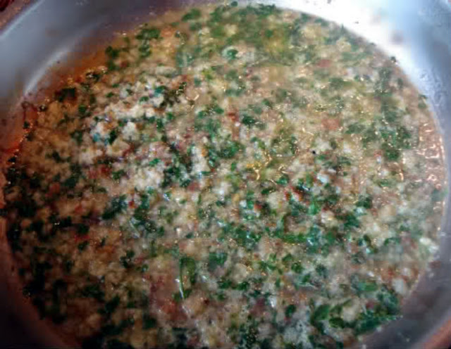 garlic, bread, parsley and buillon mixture