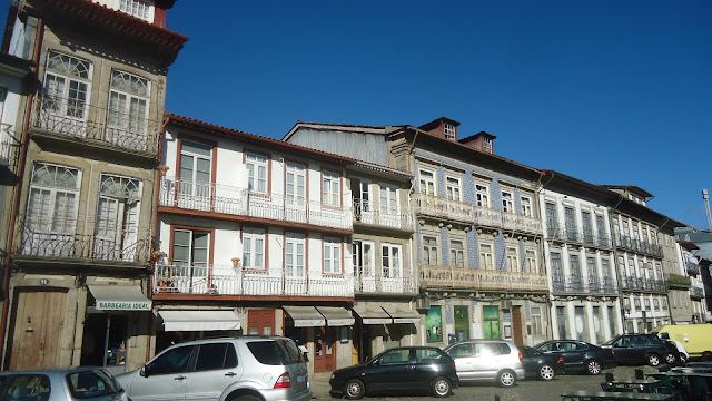 Casario do Largo da Misericórdia Largos do Centro Histórico de Guimarães