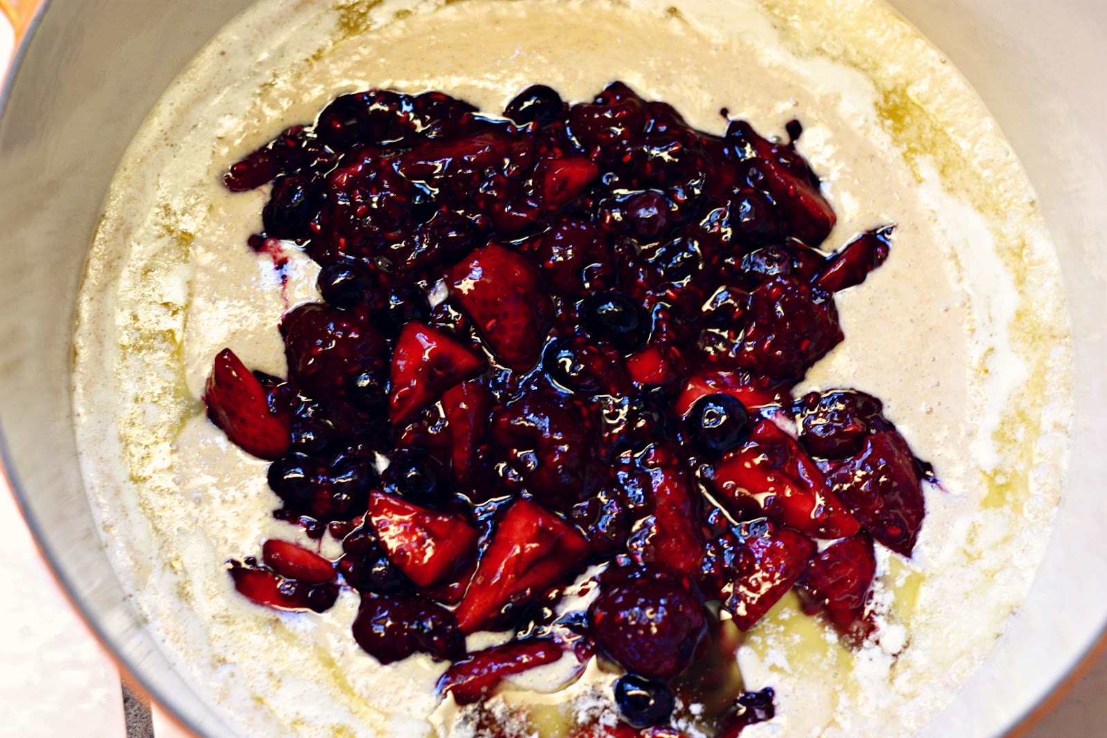 islay street style strawberry//raspberry//blueberry cobbler