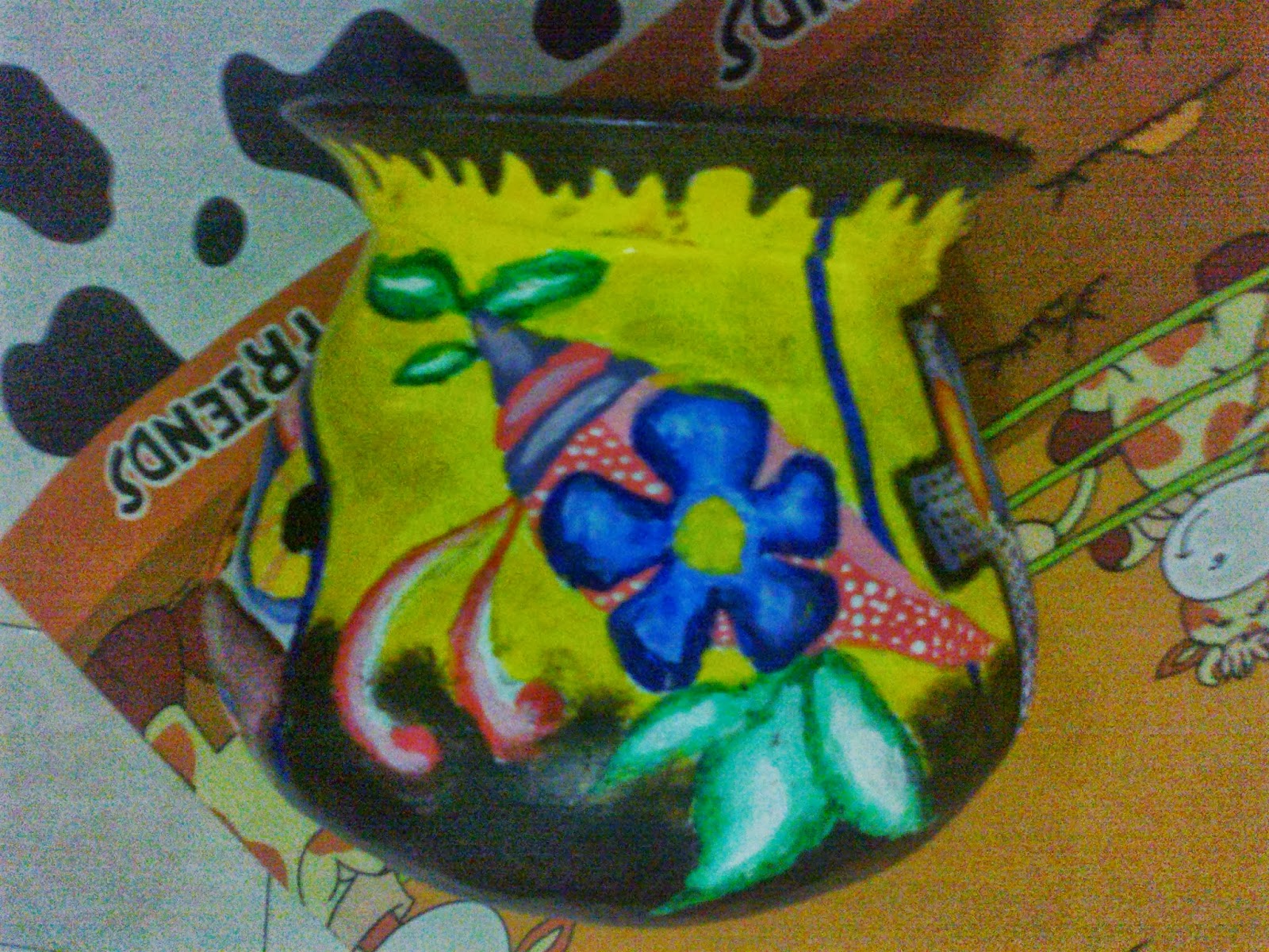 KARYA MELUKIS POT ATAU GERABAH