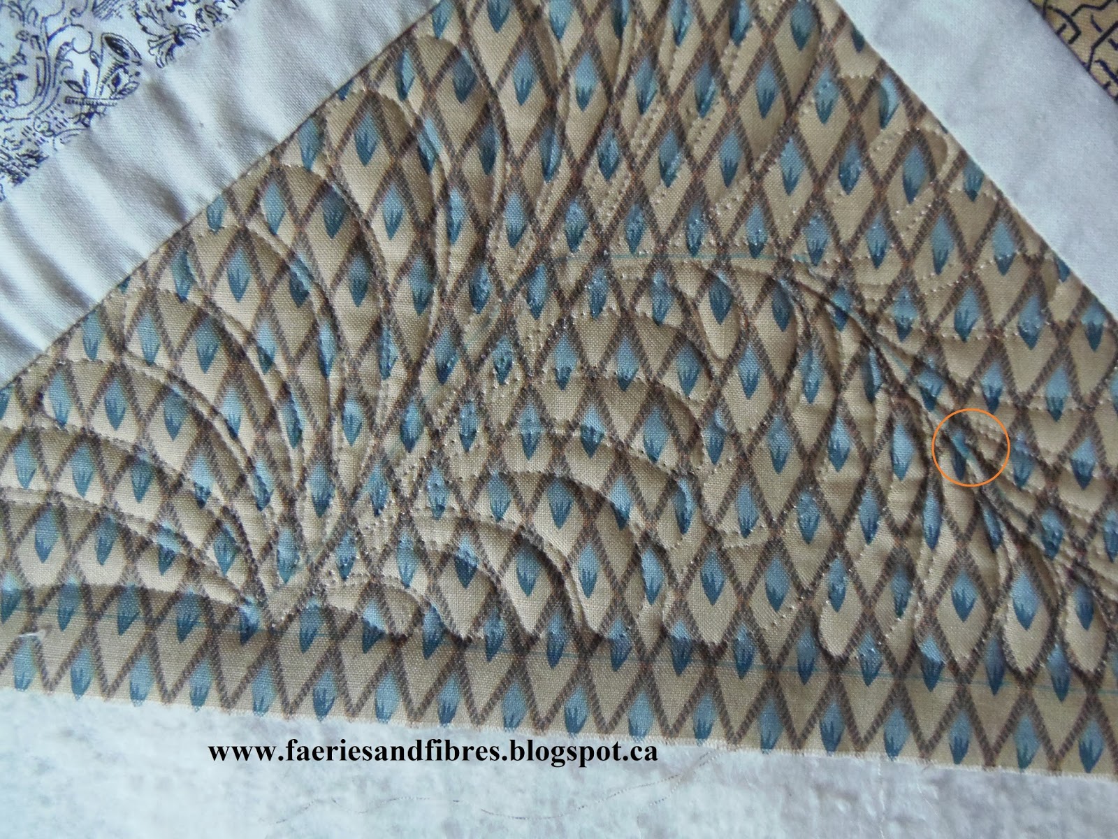 Faeries and Fibres Quilting Feathers in Setting Triangles