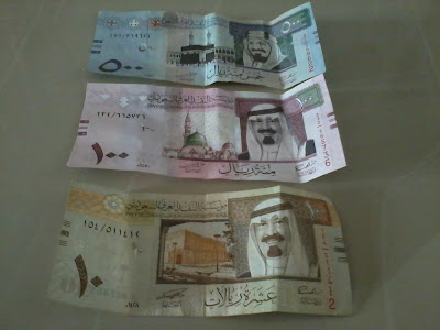 500, 100 dan 10 Riyals