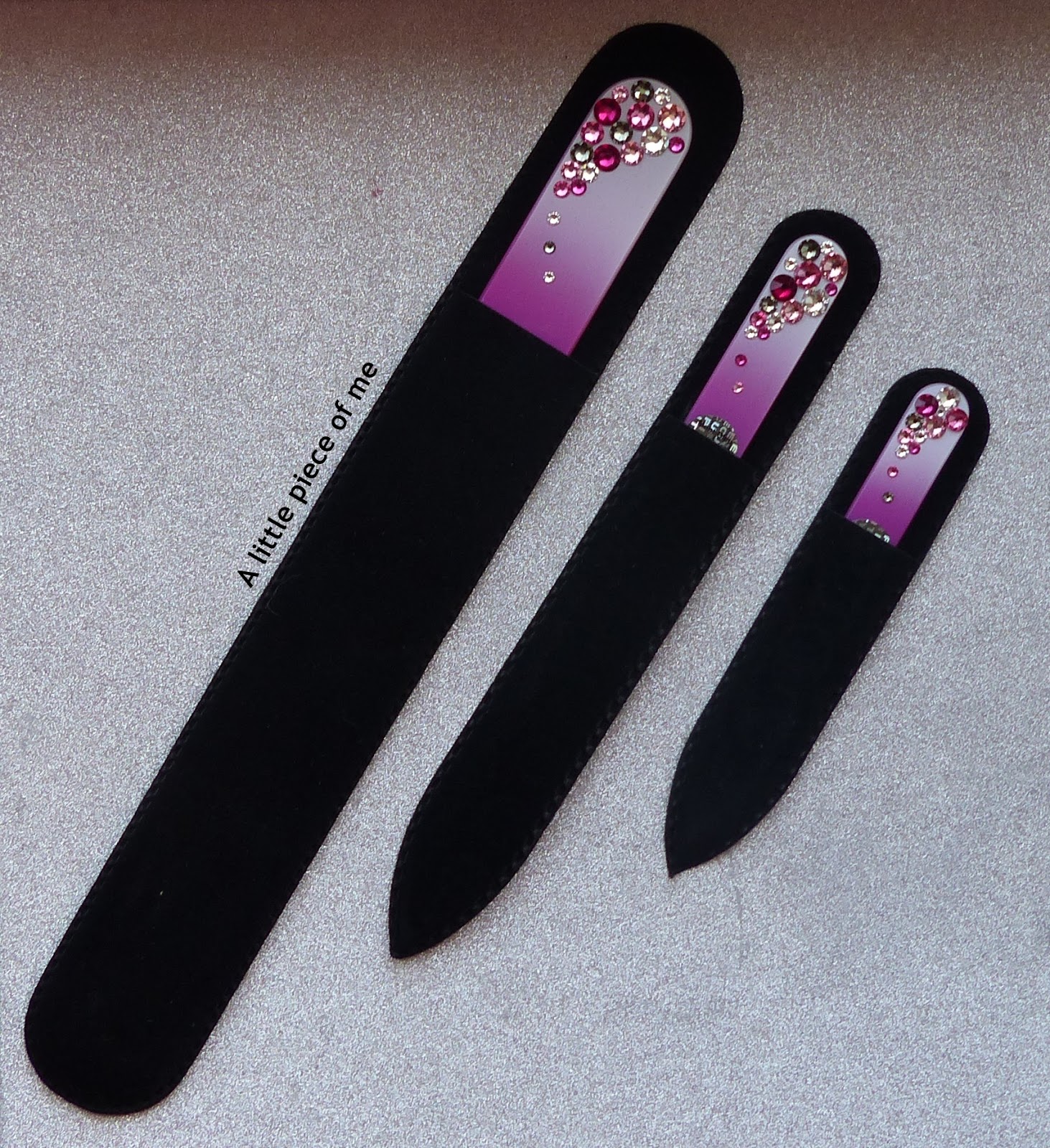 A little piece of me Montbleu nail files, tweezers & earrings with