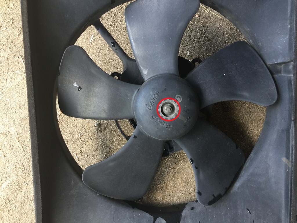 tacra's diy garage Myvi Radiator Fan Motor Replacement