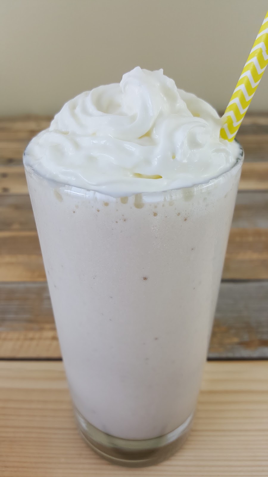 FitViews Banana Cream Pie Protein Smoothie
