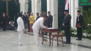 Walikota Dan Wakil Walikota Cirebon Dilantik Berdasarkan Putusan Mendagri Walikota Dan Wakil Walikota Cirebon Dilantik Berdasarkan Putusan Mendagri