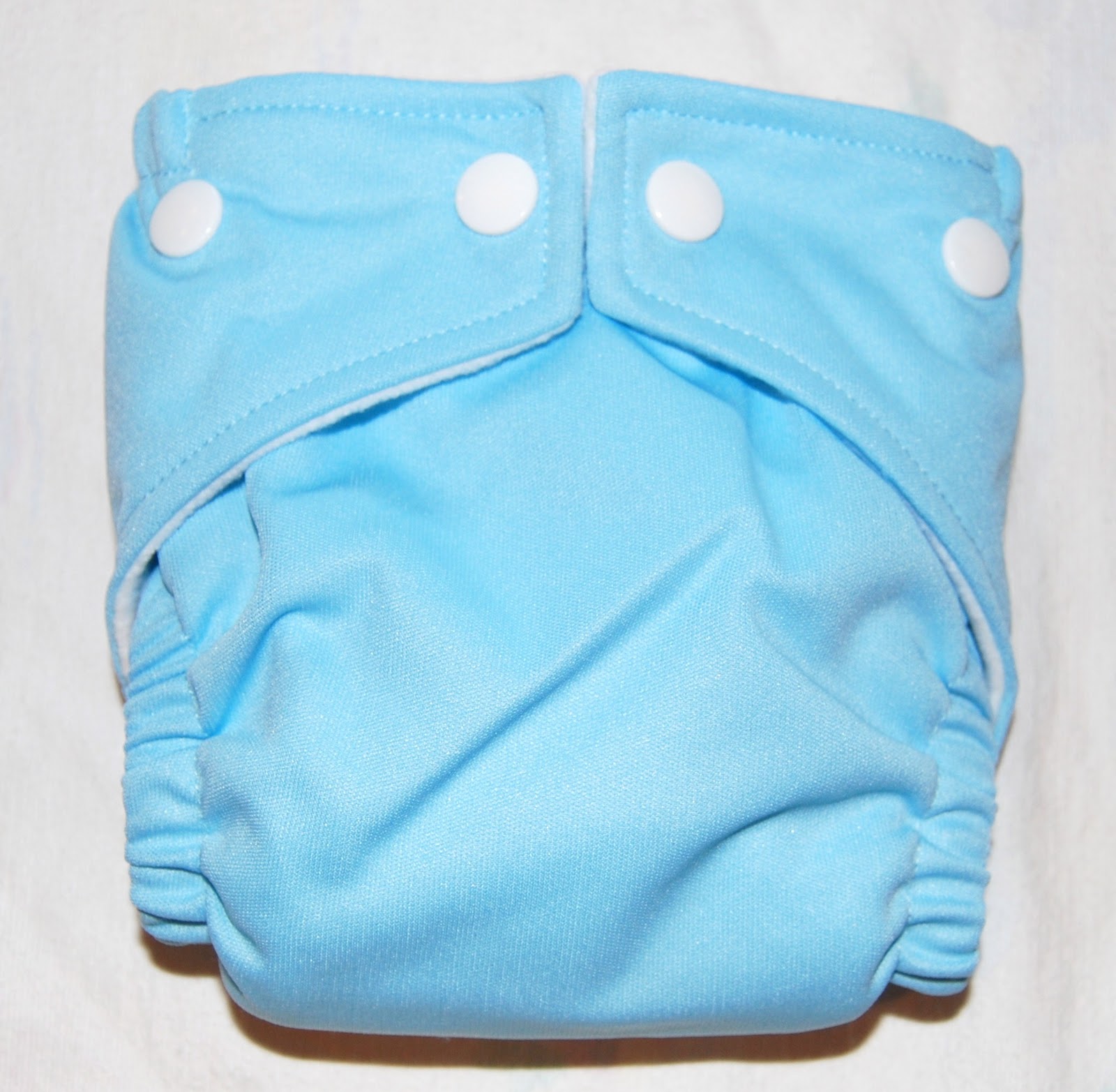 Life With My Littles "Newborns AND Cloth" Fuzzi Bunz xs diaper review