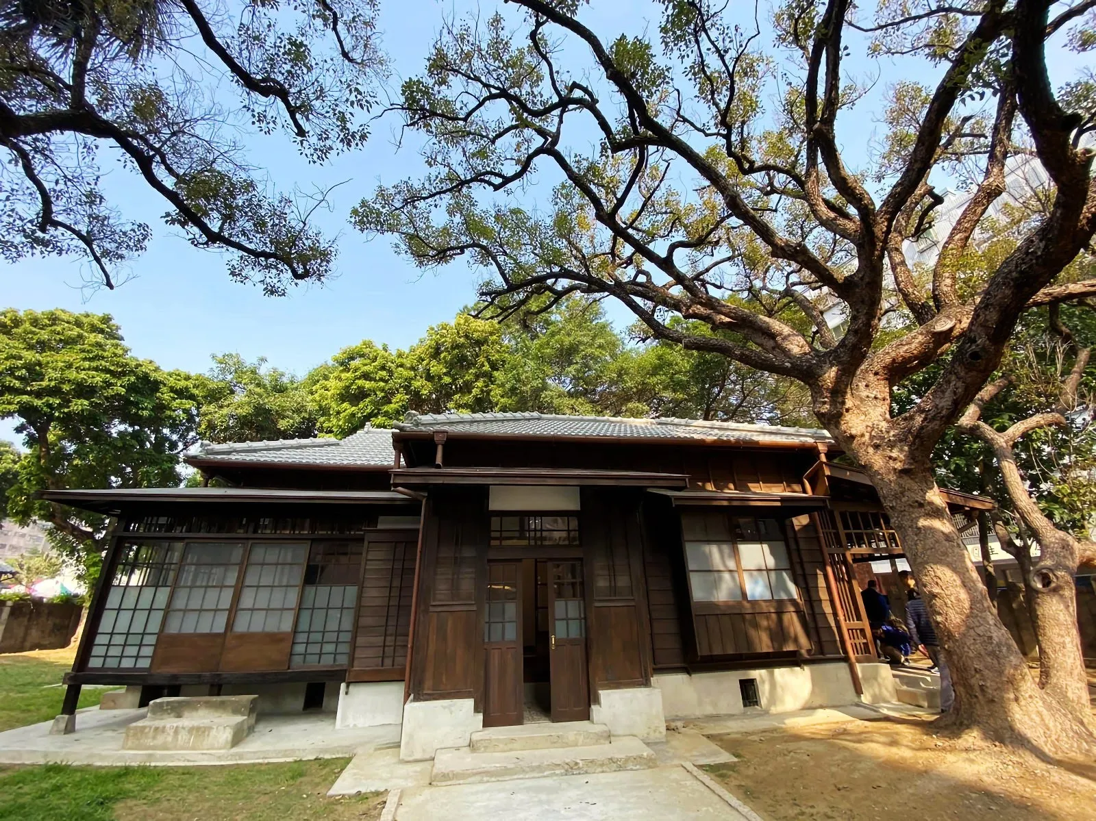 日式場長宿舍修復完成｜「府東創意森林」成為新的打卡熱點