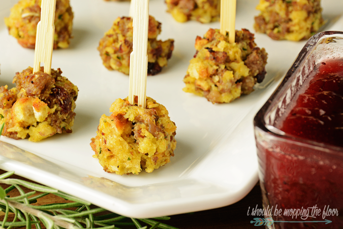 Blue Ribbon Recipe · This basic homemade stuffing is the best ever easy Thanksgiving stuffing, perfect for you holiday gatherings and simple to make with just a few ingredients on the stove so you don’t have to use your over-crowded e3lenak3ena.mle: American.