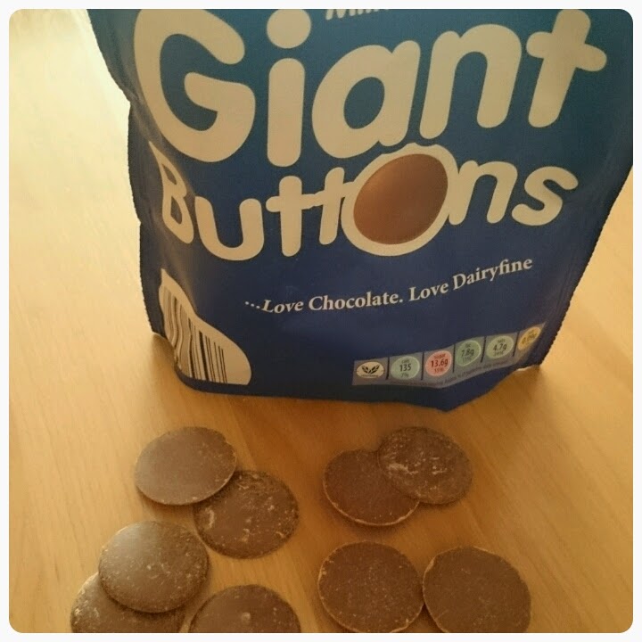 dairyfine giant chocolate buttons