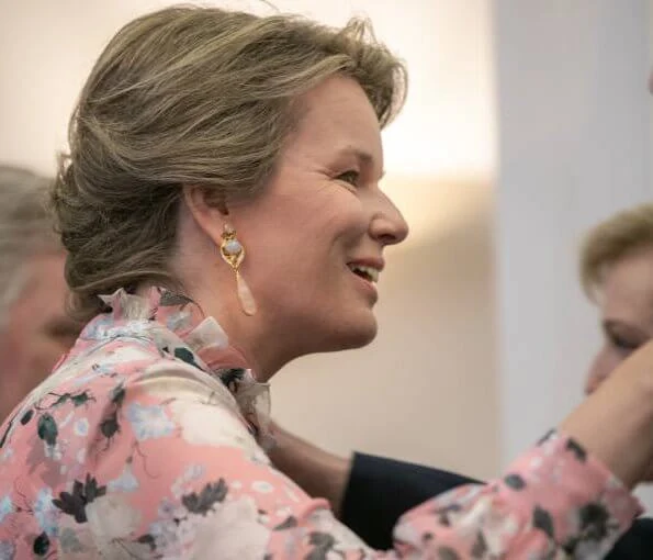Erdem Clementine Gown Apsley Pink. Queen Mathilde wore a new floral print silk gown by Erdem. Princess Astrid