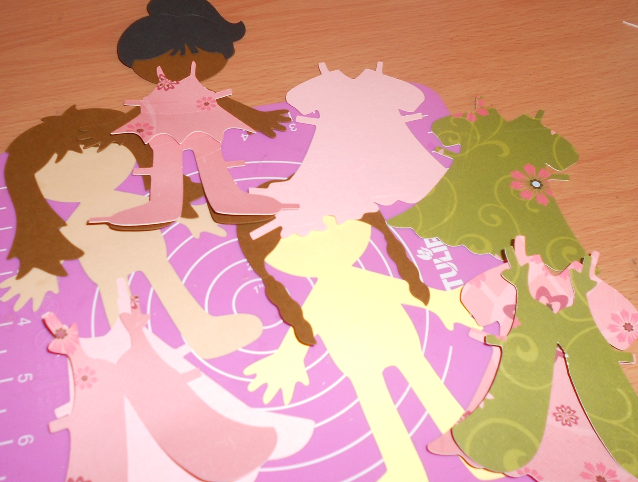 crEATive hAYes crEATions Paper Dolls Cricut Paper Doll Dress Up