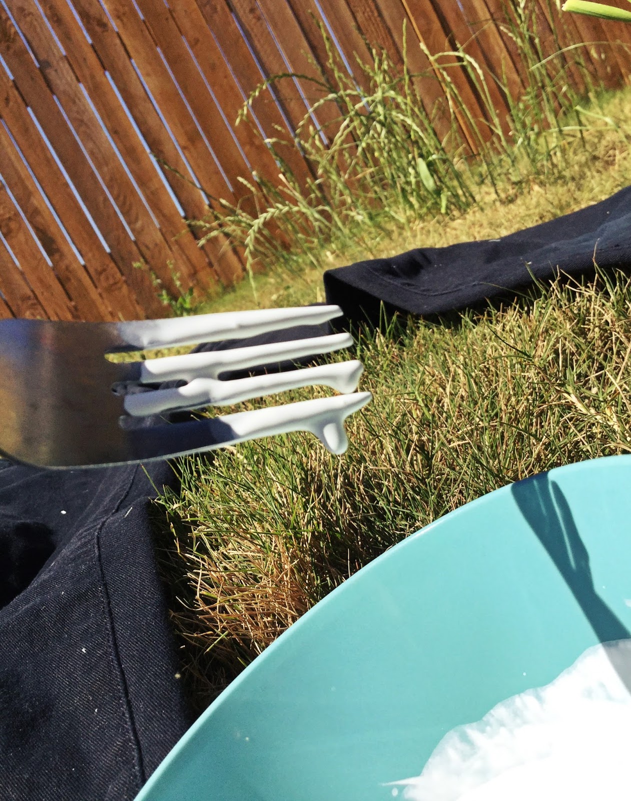 diy-paint-splattered-jeans