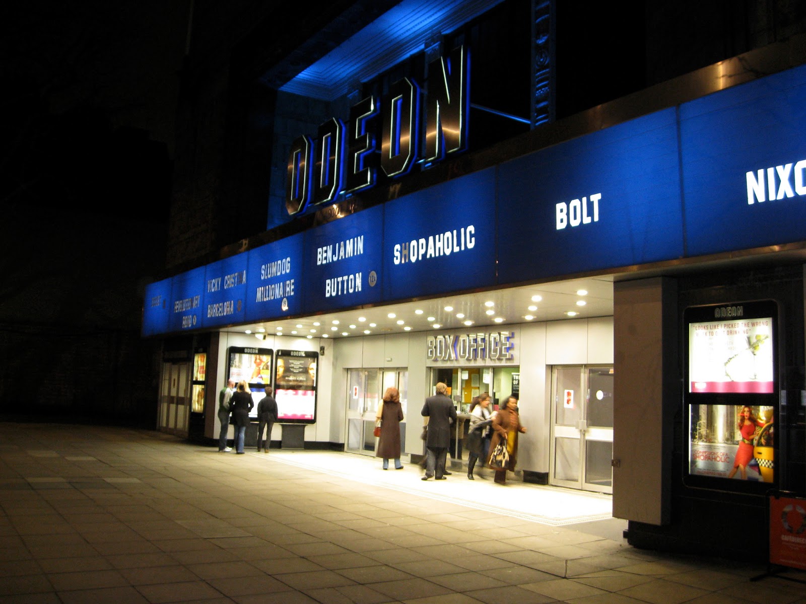 Elokuvateattereita Odeon Kensington entinen elokuvateatteri