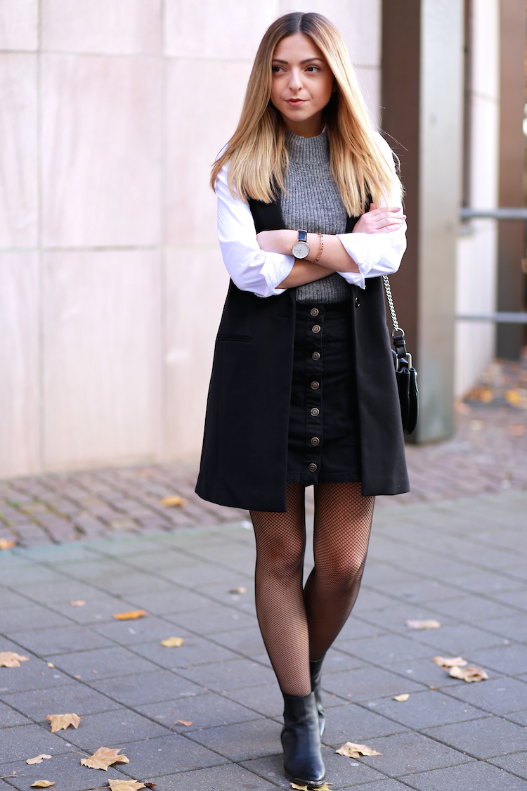 How to wear fishnets with class - Fashionmylegs : The tights and ...
