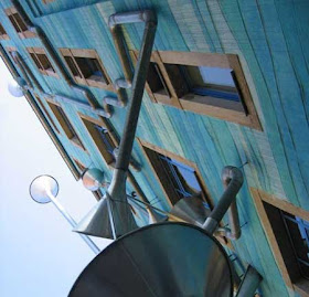 مبنى يصدر صوت موسيقى عند سقوط المطر عليه