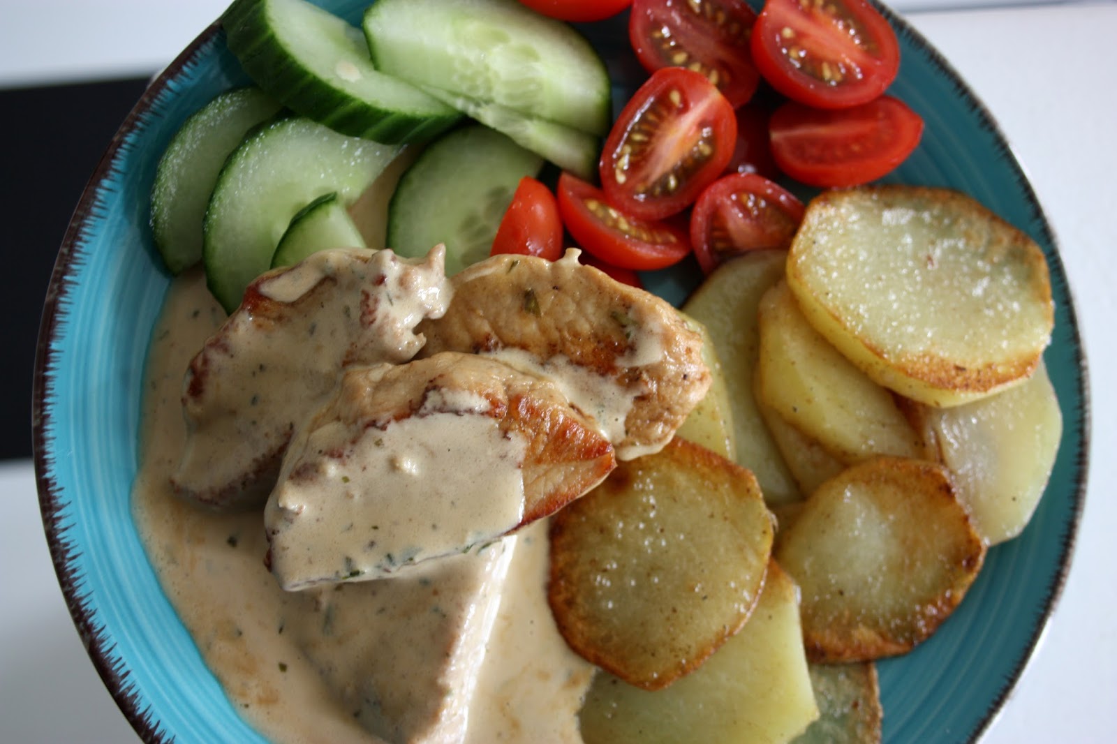 Madame Edith Recept Fläskytterfilé i krämig dragon och vitlökssås