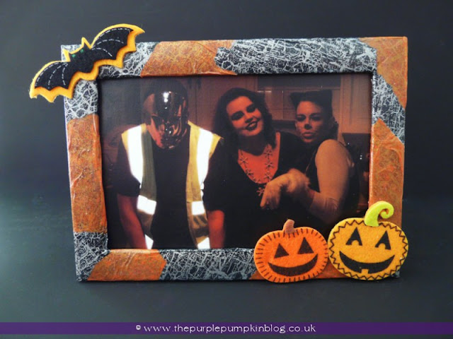 Decorate Your Own Halloween Photo Frames | The Purple Pumpkin Blog
